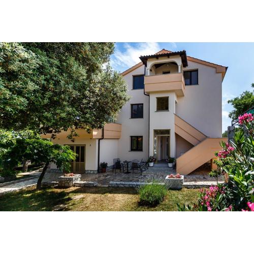 Rimbaldo Apartments