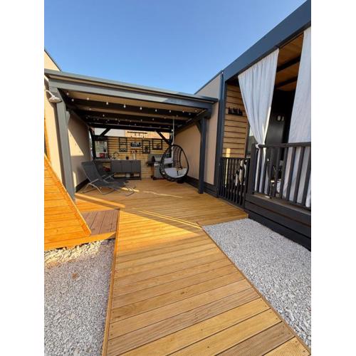 Rina Mobile House