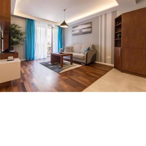 River Boulevards Apartment