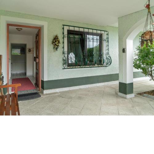 Riverside Apartment in Oed hling