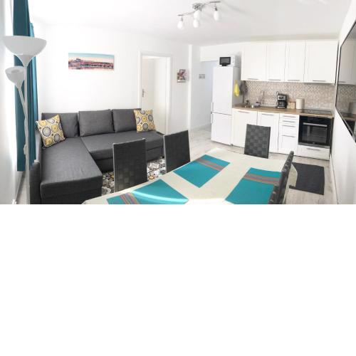 Riverside Ski Apartment