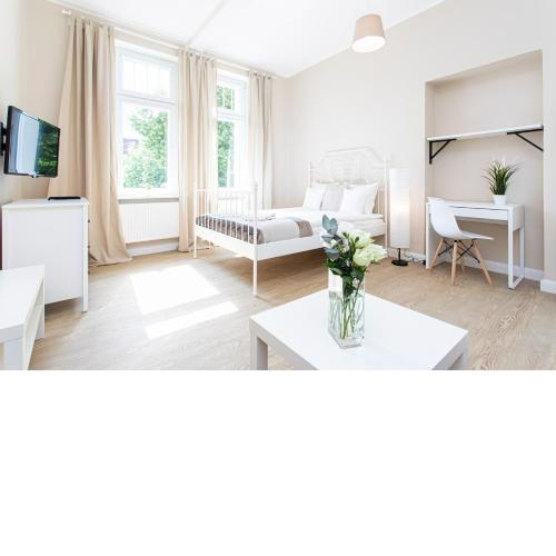 Riviera Rooms