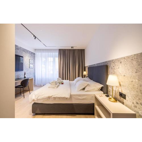 Riviera Suites
