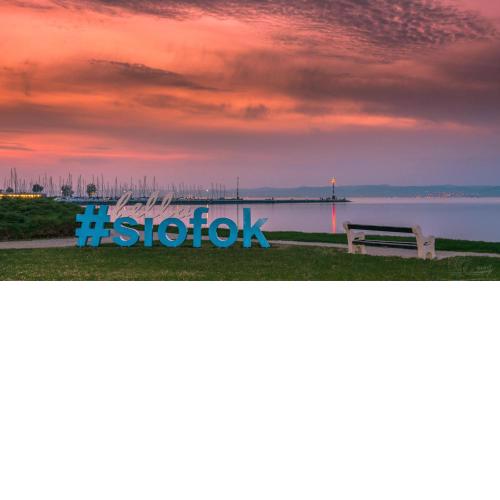 Riviéra Wellness Apartman