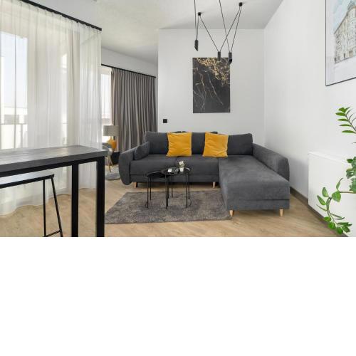 Rodzinne Studio dla 5 osób Poznań Klimatyzacja by Noclegi Renters