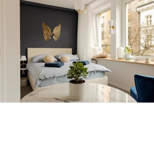 Romantic Studio Hoża Downtown