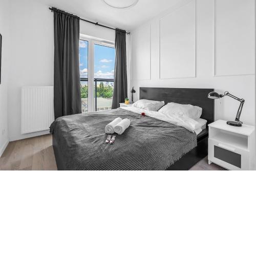 Rondo Daszyńskiego Apartments N3 - 8th Floor, City View, Subway - by RENTUJEMY