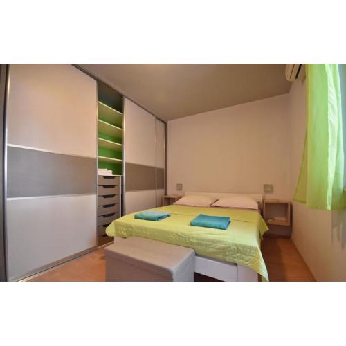 Room 4 Two