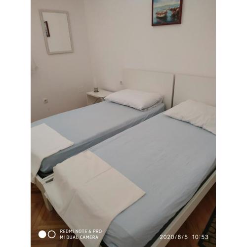 Room Lena