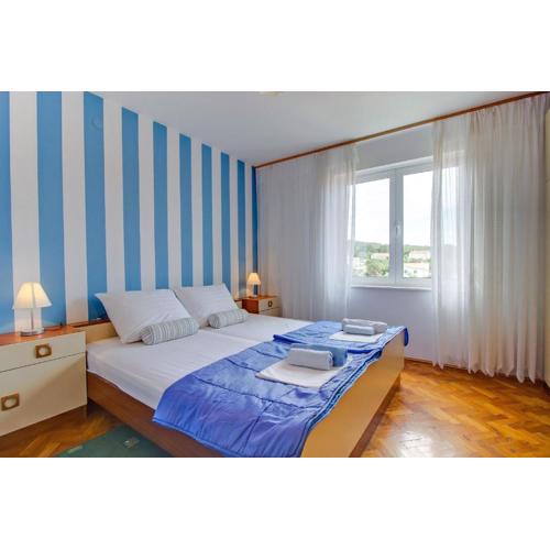 Room Milka