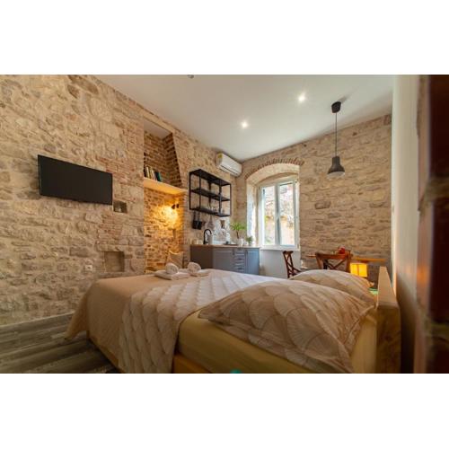 Rooms and Apartments Djanovic