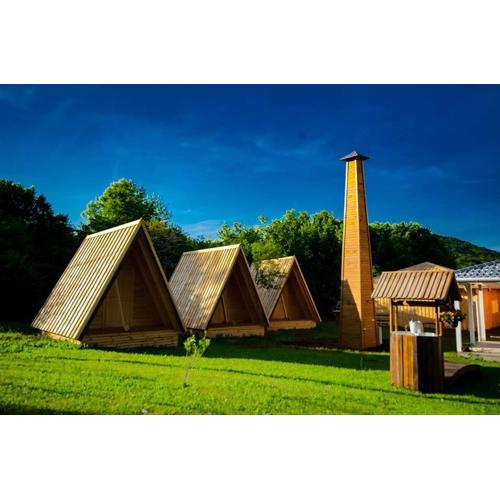 Rooms & Glamping Lana Haus