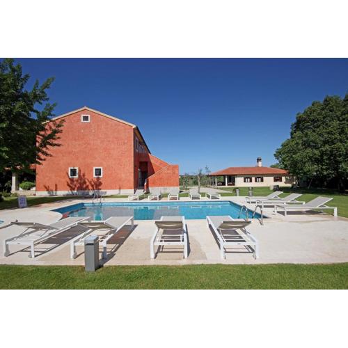Rooms Valbandon 2377