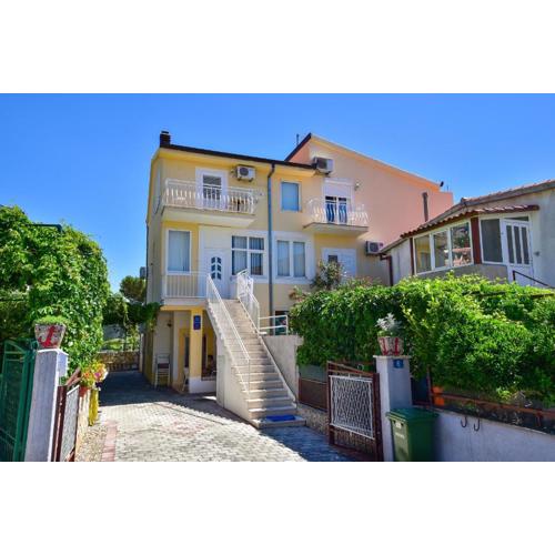 Rosalia Apartments