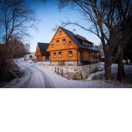 Roubenka u sjezdovky - Bělá pod Pradědem – Filipovice