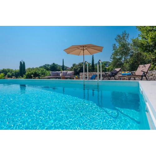 Rougemarin Heritage House with private pool