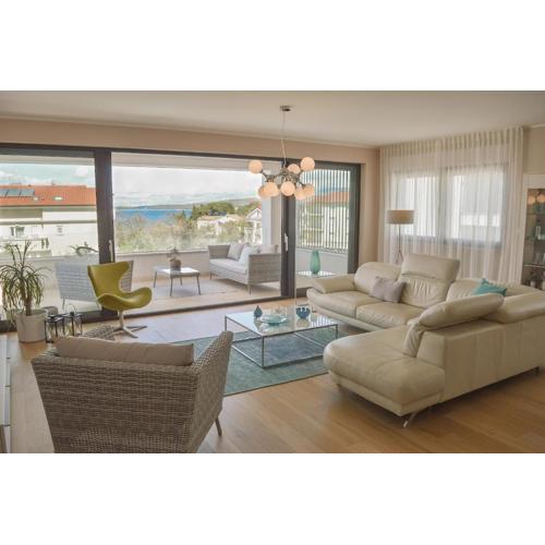 Rova Apartment