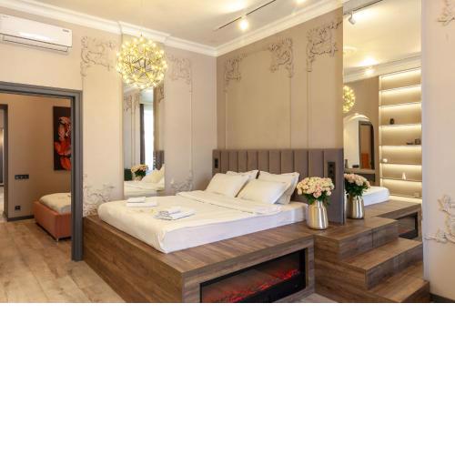 Royal apartment on Gorodotska 33 street