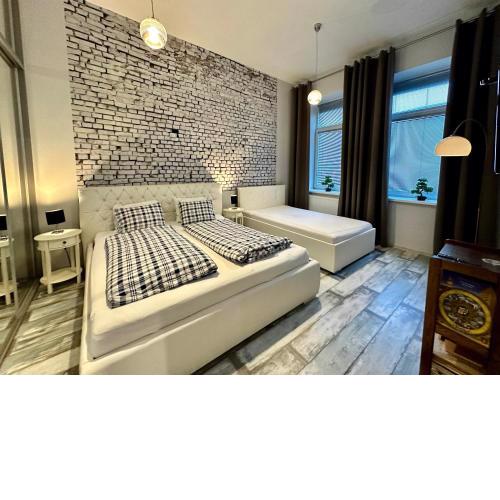 Royal City Centre Apartment