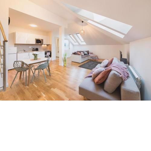Royal Loft Apartment 110m2
