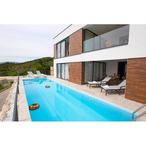 Royal Villa 2