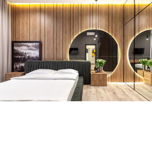 Royal VIP Apartment on Leontovicha 5