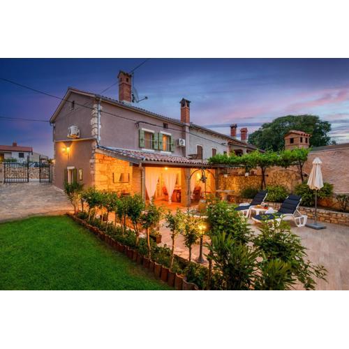 Rustic Istrian house Varesco