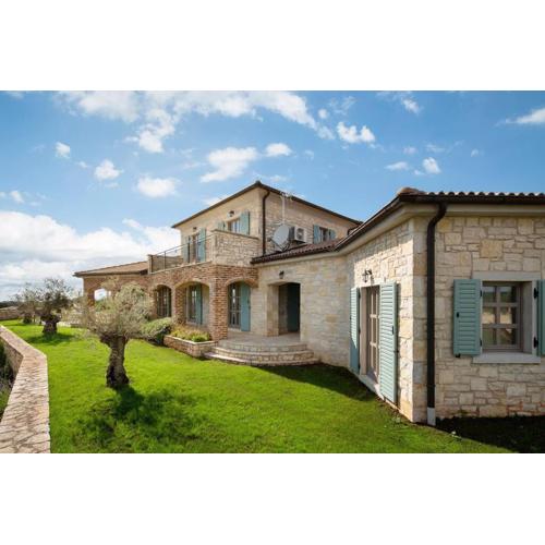Rustic Villa Reichardia with a pool in Istria