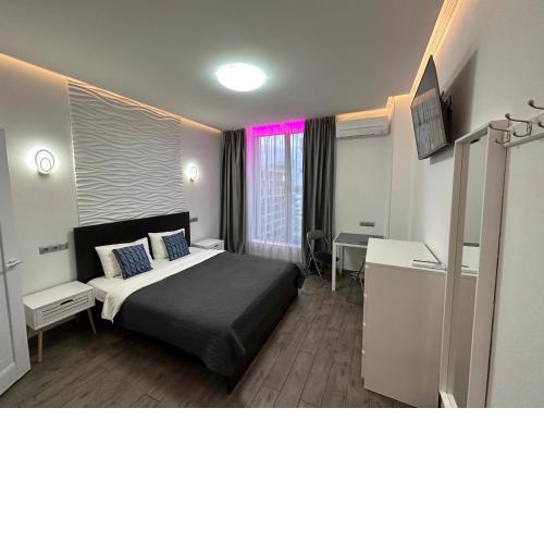 Rybalsky Studio Apartment Podil - Dnipro View