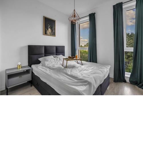 Rydygiera Apartments - for 4P, View, Balcony, Shopping Mall Nearby - by Rentujemy