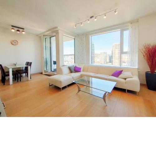 SAG Romantic 22 floor Panorama city free parking free wifi
