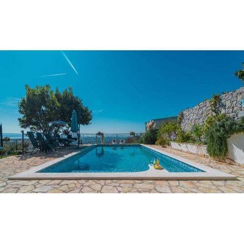 SALONA HILLS with magical view of SPLIT