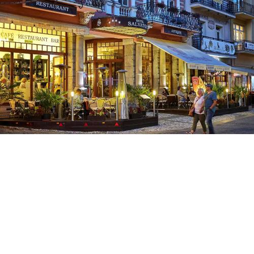 Salvator Hotel