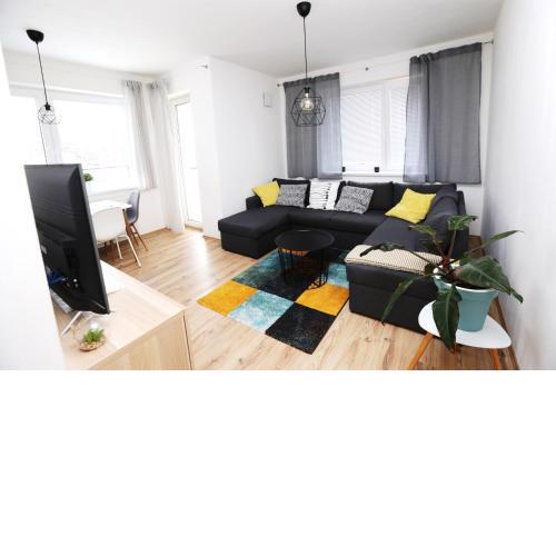 Šamorín - apartment in the center - private parking
