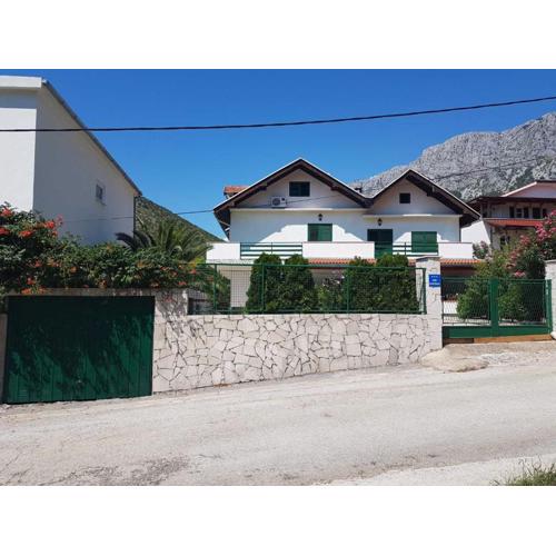 Sandra Apartmani 1