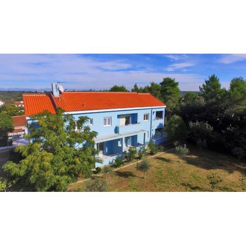 Sara Apartments