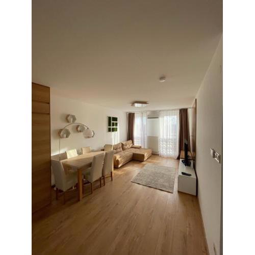 Sarló Apartman