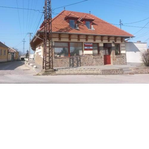 Sasi Apartmanház