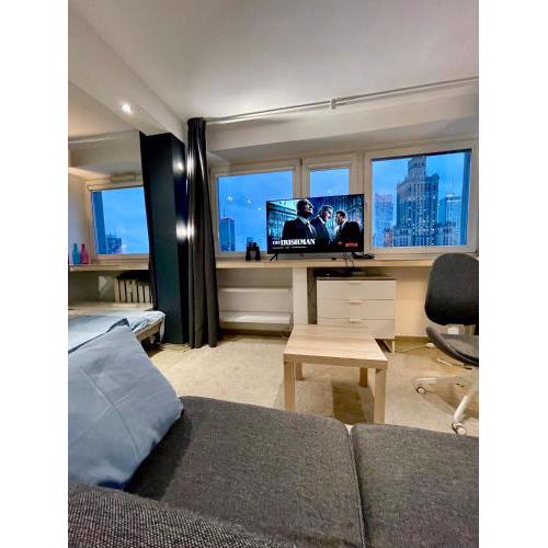 SAWA Apartment 2xMetro WiFi 500 Mbs 50’TV Netflix HBO AppleTV+