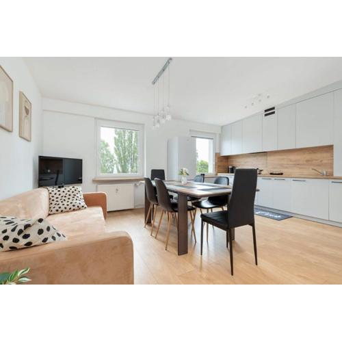 Scandinavian Style Apartment in Gdynia Near Centre by Noclegi Renters