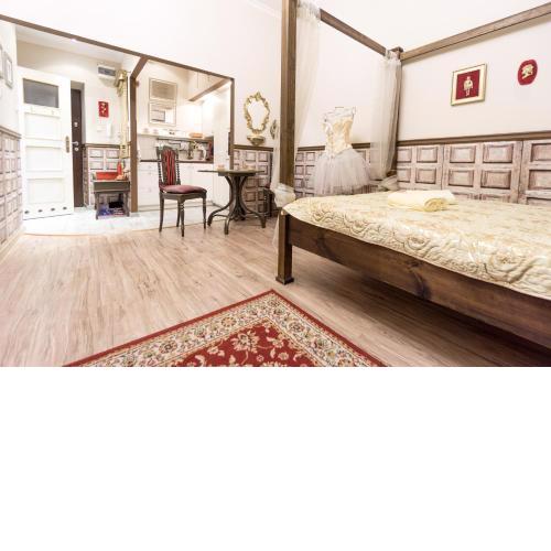 Scarlett Apartment