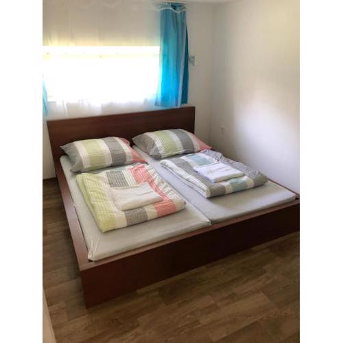 Schmidt Apartman 2.