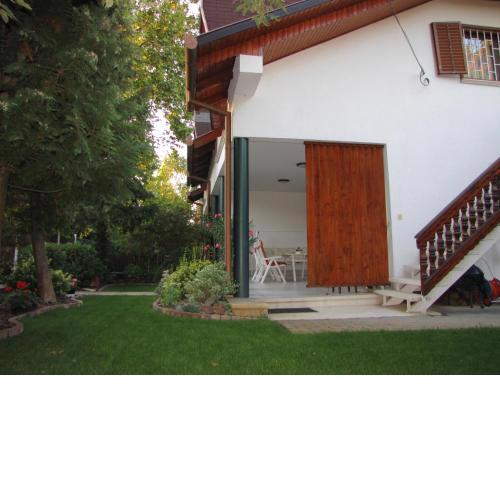Schmidt apartment