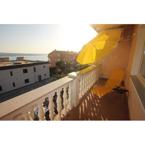 Schöne Ferienwohnung in Crikvenica mit Grill, Garten und Terrasse