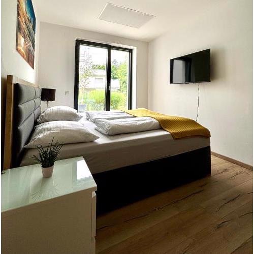 Schöne Wohnung mit Terrasse und Parkplatz