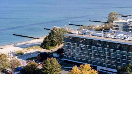 Sea Breeze private apartment in MARINE HOTEL