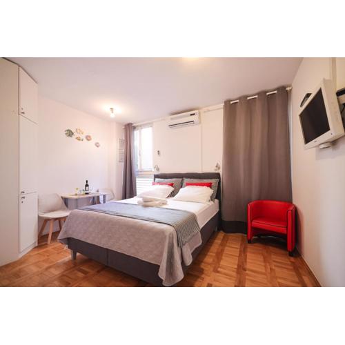 Sea Organ Apartment 2 (Oldtown Studio)