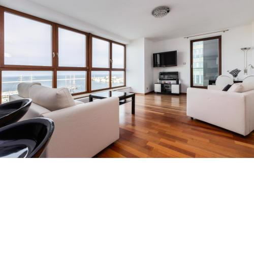 Sea Towers Luxury Apartment