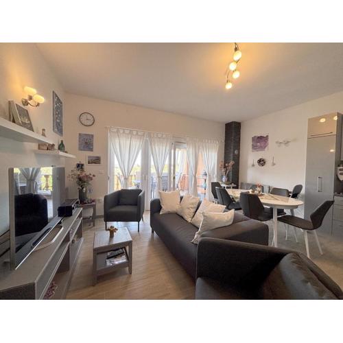 Sea View Apartment Artmare