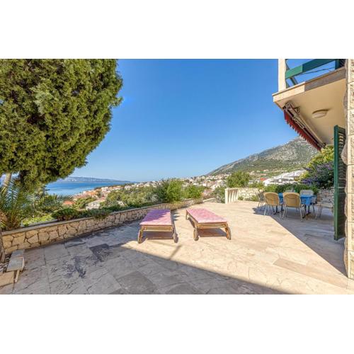 Sea View Home Marianne 200m from sea - Happy Rentals